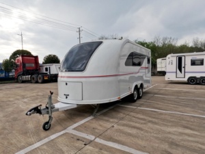 Remolque de Viaje de Diseño Aerodinámico con Doble Eje, Tipo Hotel Móvil, para Aventuras Familiares al Aire Libre, <span class=keywords><strong>Caravana</strong></span> RV - Product Image 2