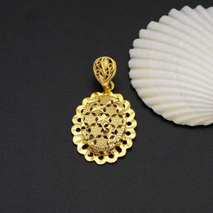 Collier pendentif en laiton plaqué or 24 carats Jxx pour femme, bijoux tendance avec pendentifs charmants et pierre principale en zircon - Product Image 4