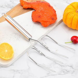 Tenedor para Barbacoa de Acero Inoxidable, Diseño de Cuatro Puntas, Agarre Cómodo, Herramienta para Asar y Grillar al Aire Libre - Product Image 1