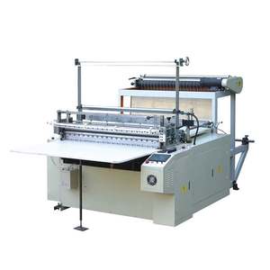 Machine automatique de découpe de rouleaux de plastique pour sacs à poussière en tissu et sacs à poussière suspendus pour costumes - Product Image 2