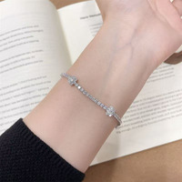Bracelet tennis de luxe en or blanc 18 carats avec diamants de laboratoire pavés, motif cinq fleurs porte-bonheur, pour femme, bijoux fins, vente en gros
