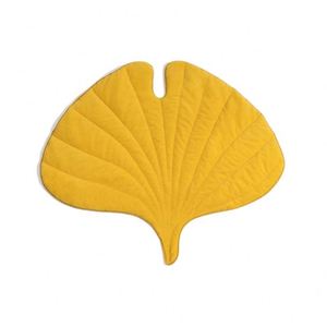 แผ่นรองนอนสัตว์เลี้ยงแบบหนานุ่มสำหรับขายส่ง - แผ่นรองนอนรูปใบไม้สำหรับฤดูหนาว แข็งแรง ทันสมัย ทำจากผ้าฝ้ายแท้ (สำหรับสุนัข) - ขนาดใหญ่ - Product Image 5