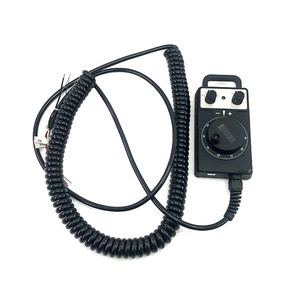 เครื่องกลึงมิสเตอร์ 190 พร้อมแฮนด์เฟนุค HC115 แฮนด์วีลแบบแมนนวลสำหรับควบคุมการหมุน - Product Image 4