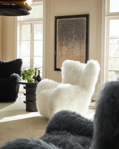 Sillón Individual de Tela de Peluche Blanco con Respaldo Ergonómico y Patas de Madera Maciza - Product Image 4