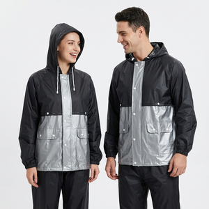 Combinaison de travail imperméable unisexe en polyester haute visibilité avec capuche et poches, certifiée CE, anti-plis, pour travaux en extérieur - Product Image 5