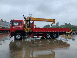 Grúa de Brazo Telescópico Recto de 14 Toneladas con Doble Puente Trasero Dongfeng, con Motor de Engranajes y Caja de Cambios, en Venta - Product Image 3