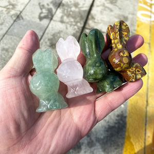 Ventas al por mayor de piedra mixta Natural amatista conejo tallado cuarzo rosa orejas largas conejo liebre tallado para conejito de Pascua - Product Image 1
