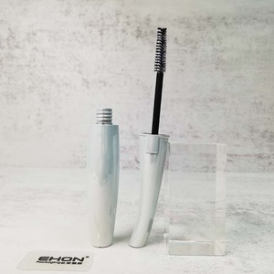 Tube de mascara blanc incurvé vide, flacon de mascara en plastique de forme spéciale avec bouchon à vis, emballage cosmétique personnalisé avec logo, contenant pour cils - Product Image 3