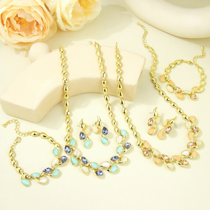 Nouvel ensemble de bijoux en cristal de haute qualité, collier, bracelet et boucles d'oreilles en pierre naturelle colorée de designer italien 14k, bijoux fins pour femmes - Product Image 1