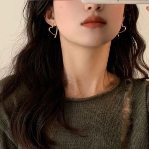 Vintage Love-Shaped Cross <b>Earrings</b> for Women, Retro Chic Dainty Hoops, Elegant Everyday/Elegant Wear Jewelry - Product Image 5