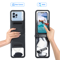 Pabrik grosir tas selempang kapasitas besar tahan air tas ponsel dengan earbud Universal untuk 2 ponsel