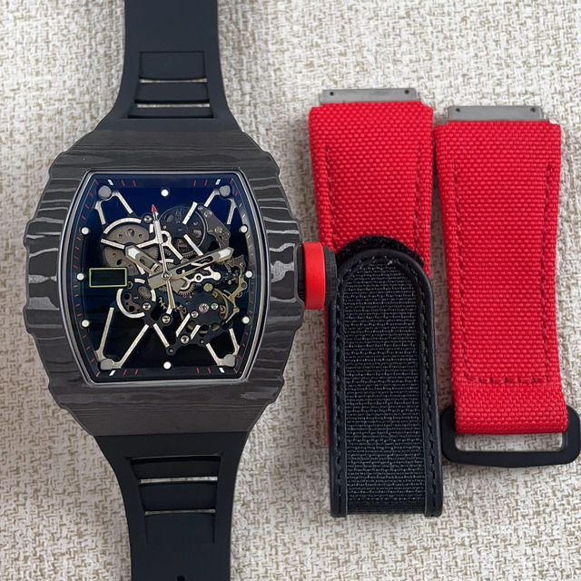 High Quality Unisex Mechanical Automatic Watch Tonneau Case Sapphire Crystal 10 Bar Waterproof Pointer Business Sports Watch