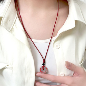 Colgante de Plata de Ley S925 con Moneda Fantasma de Montaña, Hebilla de Seguridad Roja Vermelina, Collar Retro de Estilo Chino con Signo del Zodíaco para Mujer - Product Image 1