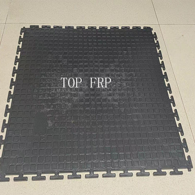 สีเทาเข้ม