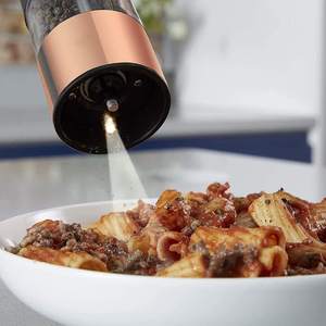 <span class=keywords><strong>Moulin</strong></span> <span class=keywords><strong>à</strong></span> <span class=keywords><strong>poivre</strong></span> <span class=keywords><strong>électrique</strong></span> enduit d'or de luxe avec mode d'économie de batterie et performance professionnelle - Product Image 5