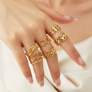 Anillo de Acero Inoxidable con Diseño Personalizado, Hipoalergénico, Resistente al Deslustre y al Agua, Chapado en Oro de 14k y 18k, Anillo de Compromiso para Mujer - Product Image 1