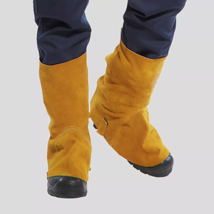 Cubrezapatos de Soldadura de Cuero Dividido de Primera Calidad, Protección para los Pies con Certificación I y II, Resistentes a Chispas, Calor y Llamas, con Correa Ajustable - Product Image 2