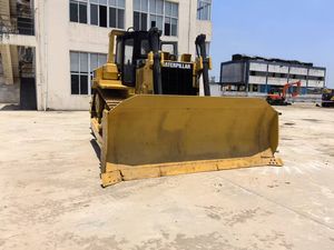 Topadora CAT D8R de bajo kilometraje con ripper, bulldozer de orugas de segunda mano de alta resistencia para minería y nivelación de terrenos - Product Image 4