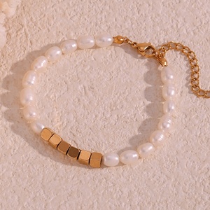 Collar de Perlas de Agua Dulce Dreamshow, Chapado en Oro de 18k, Cadena de Cuentas de Acero Inoxidable - Product Image 4