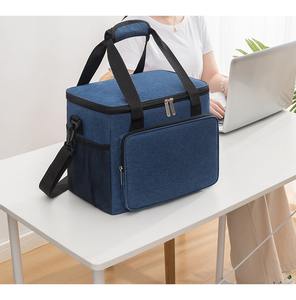 Bolsa Térmica Porta Alimentos Personalizada CCH, Reutilizable y Portátil, para Playa, Picnics y Almacenamiento de Alimentos - Product Image 3