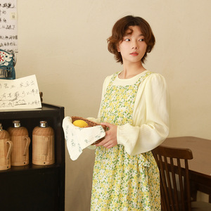 Seersucker Floral Apron Fashion Green Oil Resistant All Cotton Daily Use Kitchen Gardening - Product Image 1