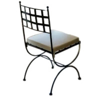 Ensemble de mobilier de salle à manger d'extérieur de style campagnard français, table et chaises de restaurant commercial pour hôtel, café, jardin