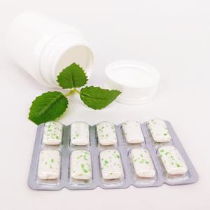 Chewing-gum au xylitol certifié halal, 12g <span class=keywords><strong>de</strong></span> bonbons casher dans un emballage blister Offres Spéciales à la menthe poivrée et au <span class=keywords><strong>goût</strong></span> fruité - Product Image 5