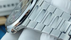 Montre mécanique classique de style professionnel 2025 avec bracelet en acier, idéale pour les négociations d'affaires et les événements haut de gamme. - Product Image 5