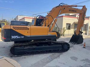 Excavadora Hyundai 305LC-9T de Alta Calidad, 30 Toneladas, Pocas Horas de Uso, Máquina Económica, Alto Rendimiento, Buena Calidad - Product Image 2
