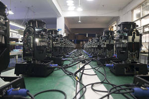 Projecteur LED mobile 100W Super Beam pour scène et événements - Product Image 6