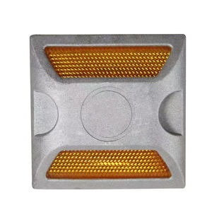 للبيع بالجملة مسمار من الألومنيوم المصبوب العاكسة ذو الوجهين مربع برودينغ صولب شمسي مسمار من الألومنيوم - Product Image 5