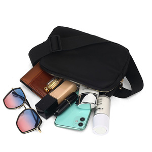 Oferta Especial: Riñonera/Pechera Deportiva Impermeable de Nailon para Celular con Correa Ajustable y Cierre Resistente - Product Image 5