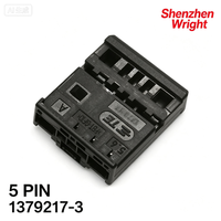 Boîtier de connecteur femelle TE 1379217-3 5P 2,54 mm pour accessoires de connecteurs électroniques automobiles et bornes – Vente chaude