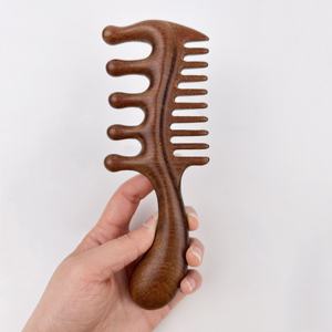 Masseur de cuir chevelu classique en bois de santal naturel à dents larges et fines, peigne de massage pour la tête, démêloir antistatique, <span class=keywords><strong>brosse</strong></span> Gua Sha - Product Image 2