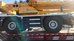 Grue mobile tout-terrain de haute qualité XCR70 à 4 roues motrices, 70 tonnes, avec une portée maximale de 57,9 m Hauteur de levage pour la construction de champs pétrolifères - Product Image 5