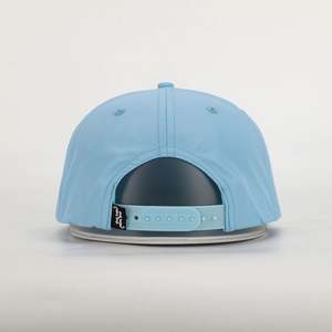 Gorra Snapback Clásica de Nylon de 5 Paneles con Visera Plana, de Secado Rápido, con Logotipo Bordado Personalizado OEM de Alta Calidad y Ajustable - Product Image 5