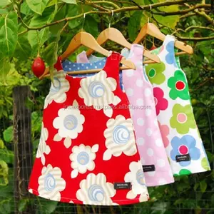 Bebek Pinafore elbise yüksek kalite kolsuz çocuk elbise rahat önlük çiçek bebek kız fırfır omuz çiçekli elbiseler