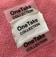 Étiquette de transfert de chaleur de cou de T-shirt de logo de marque, étiquette de transfert de fer de logo blanc pour des vêtements