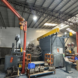 셔틀 형 로토 몰딩 기계 제조업체. 물 탱크 및 연료 탱크 용 회전 성형 장비. - Product Image 3