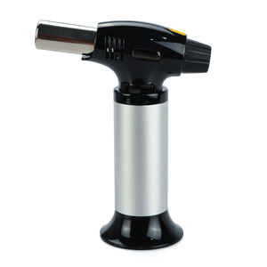 Briquet torche incliné portable en argent avec logo personnalisé, durable, au gaz butane, coupe-vent, réglage de la flamme, design original pour barbecue, en plastique - Product Image 2