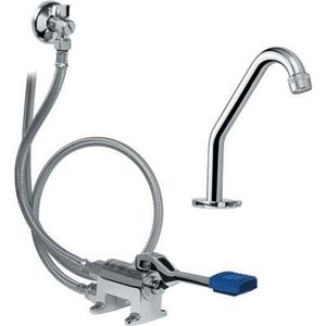 Kit de robinet à pédale externe à montage au sol avec tuyau flexible et bec pivotant pour salle de bain - Product Image 1