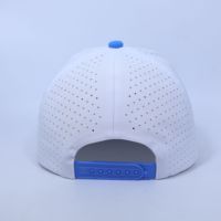 Gorra Deportiva de Béisbol Personalizada con Corte Láser, Bicolor Blanco y Azul Cielo, Perforada, de Secado Rápido, para Golf
