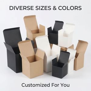 Scatole Regalo Quadrate in Cartone Kraft Bianco e Nero Pieghevoli per Piccoli Prodotti, Candele e Cosmetici - Product Image 3