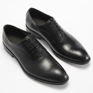 Chaussures habillées pour hommes de style européen, faites à la main en Italie, à bout pointu, décontractées et élégantes pour mariages et occasions d'automne - Product Image 2