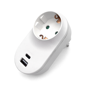 Adaptador de corriente, 1 a 1, 16A, con puertos USB y tipo C, ideal para cargar dispositivos electrónicos en viajes. - Product Image 2
