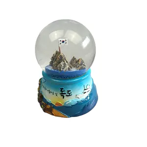 定制韩国品质树脂纪念品雪球，水，雪球