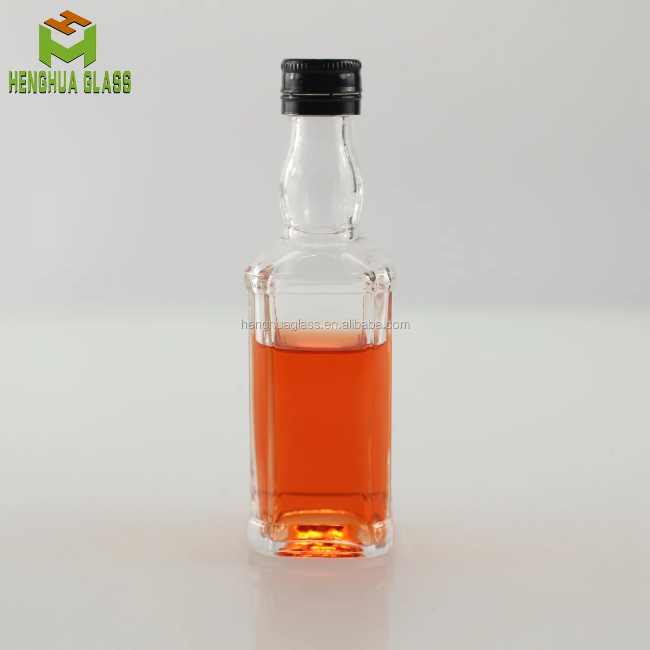 Bouteille de whisky en verre carré de 50ml, bouteille en verre avec couvercles à vis