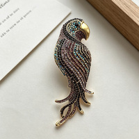 Broche perroquet rétro en alliage avec diamants colorés, polyvalente, style animalier, tendance, mode exagérée euro-américaine, finition peinture à l'huile