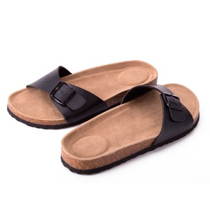 Sandali piatti da <span class=keywords><strong>donna</strong></span> in <span class=keywords><strong>sughero</strong></span> con fibbia regolabile e cinturino singolo, <span class=keywords><strong>ciabatte</strong></span> in pelle nera - Product Image 4