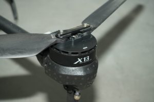 予算に優しい高生産性ミニドローン散布機、裏庭の菜園や農場での農薬散布に最適 - Product Image 4